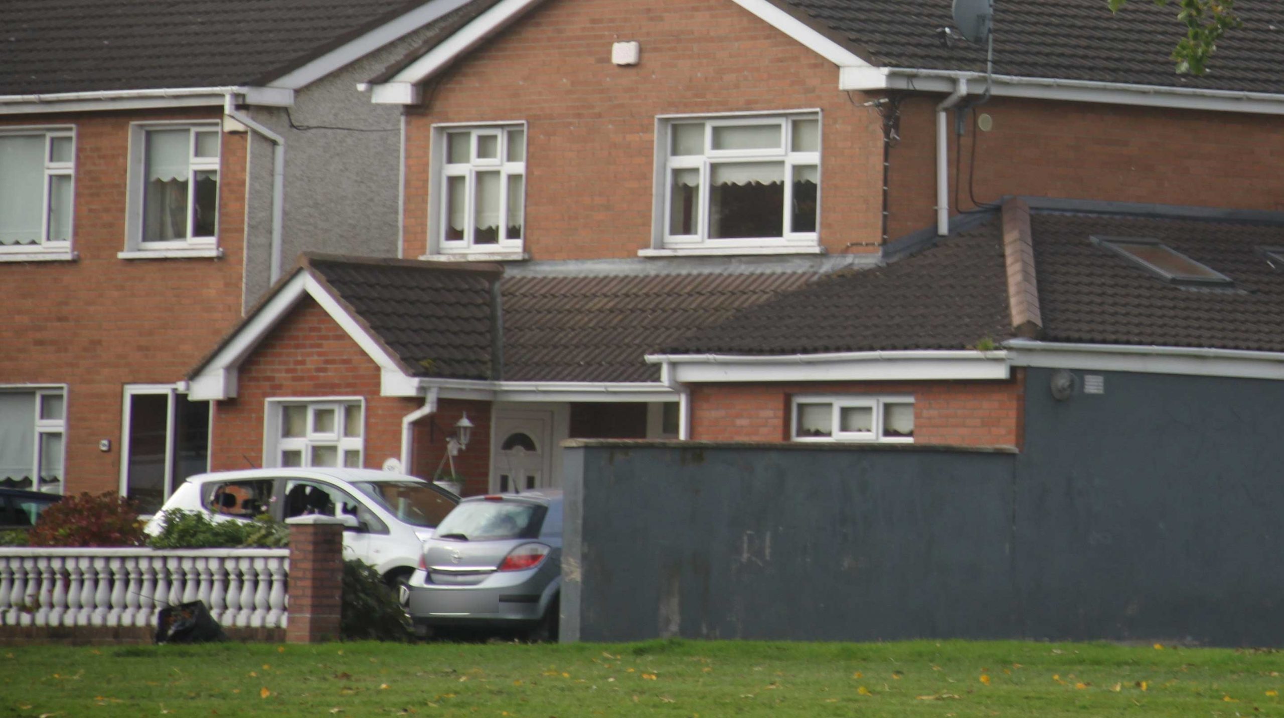 Tallaght community left ‘very shaken’ after thugs target cars in attack