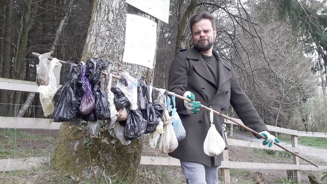 34 plastic bags of dog poo lifted in two hours