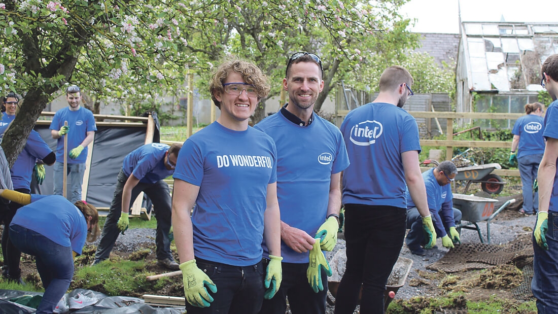 Intel staff work closely with Saplings school for children Intel staff work closely with Saplings school for children