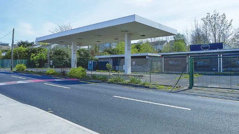 Residents irate over extra storey plans