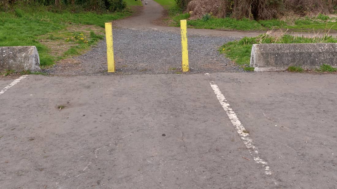 Anger over stones being thrown at cars from park