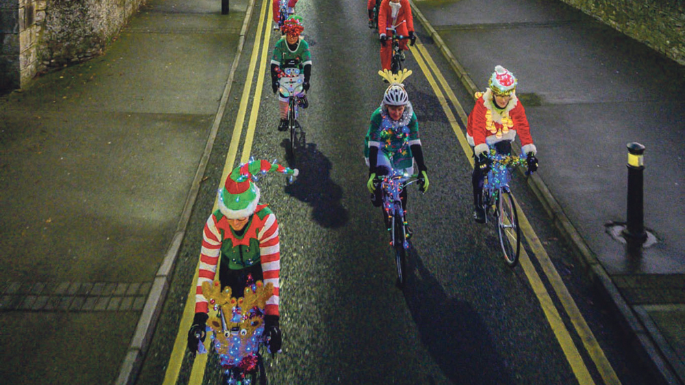 Annual Laurels Santa Cycle fundraiser for brain injuries