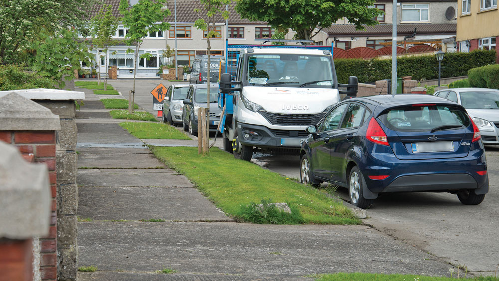 Sewage pipe floods gardens with waste after downpour Sewage pipe floods gardens with waste after downpour