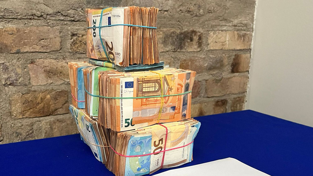 More than €140k cash seized during Garda search More than €140k cash seized during Garda search