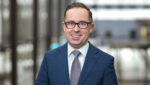 Alan Joyce to depart role in Qantas  two months earlier than scheduled