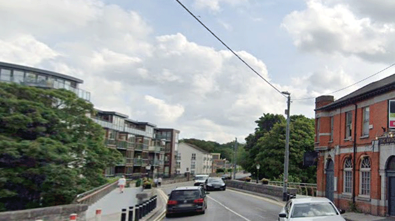 Traffic dept. give green light to yellow box at the Anna Livia Bridge junction