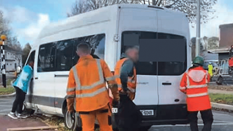 Bus blockage at Bawnogue turn shows up problems Bus blockage at Bawnogue turn shows up problems