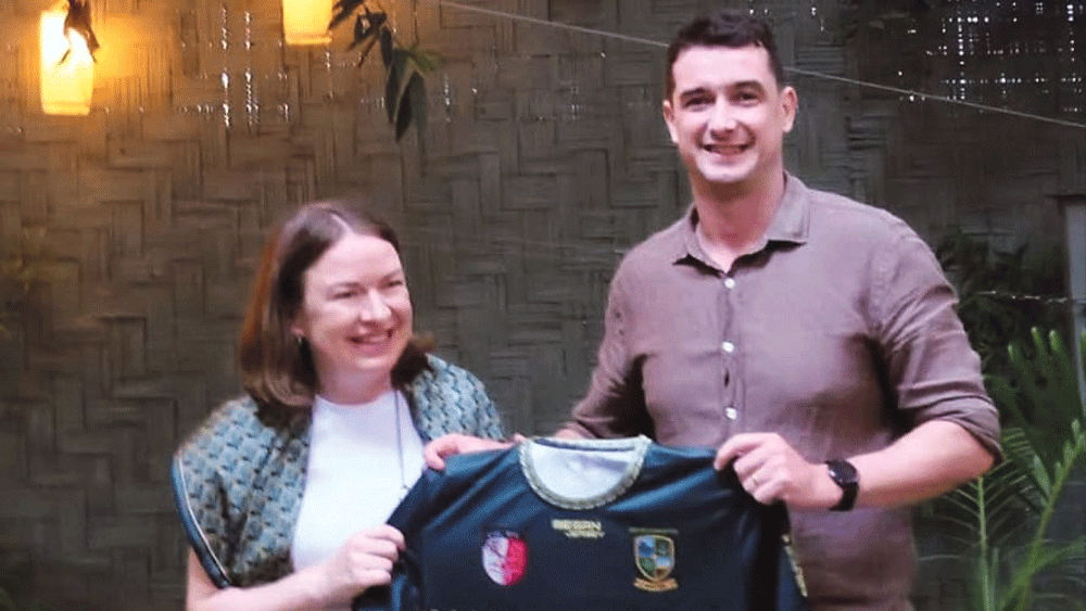 Aaron is ‘loving it’ after setting up first ever GAA Club in Laos Aaron is ‘loving it’ after setting up first ever GAA Club in Laos