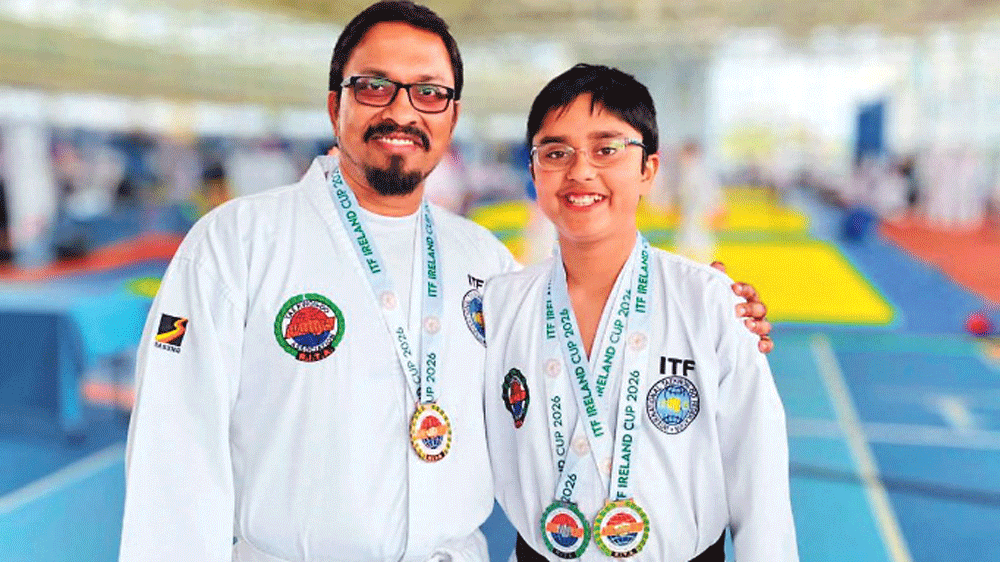 Onish brings home silver from English Open