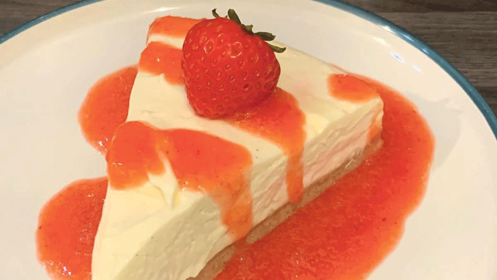 Food with passion: Strawberry Short-Cake Cheesecake Food with passion: Strawberry Short-Cake Cheesecake