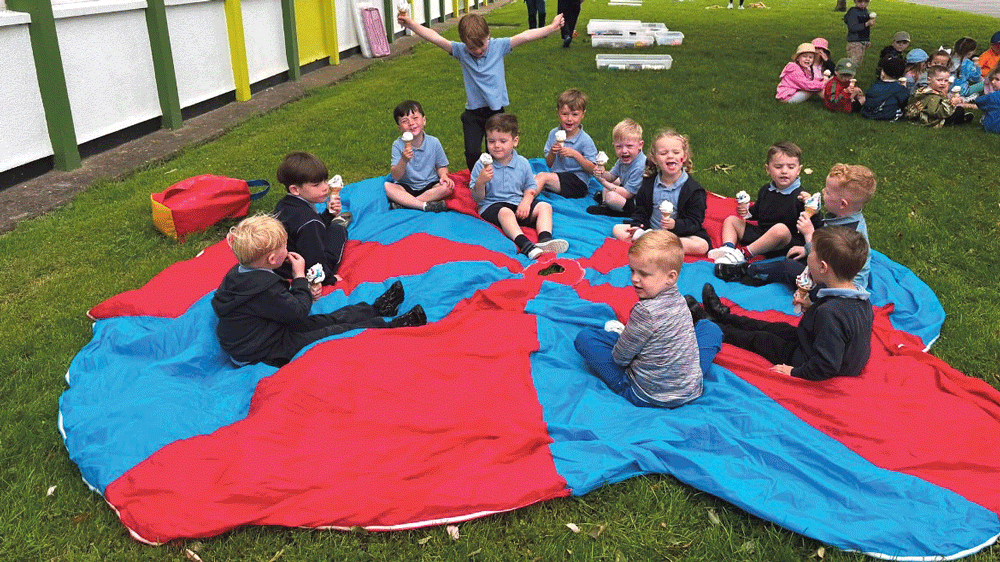 €2,300 raised from Return Scheme for great school fun day €2,300 raised from Return Scheme for great school fun day