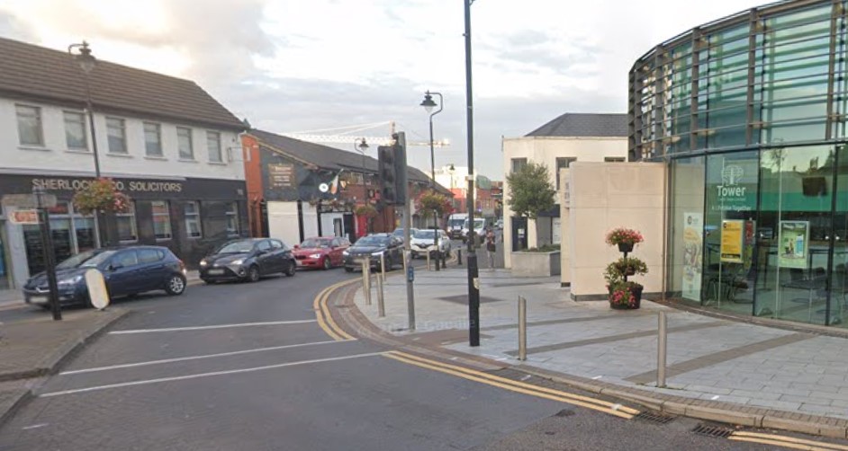 Mayor opposes plans for outdoor digipanel screen in the village