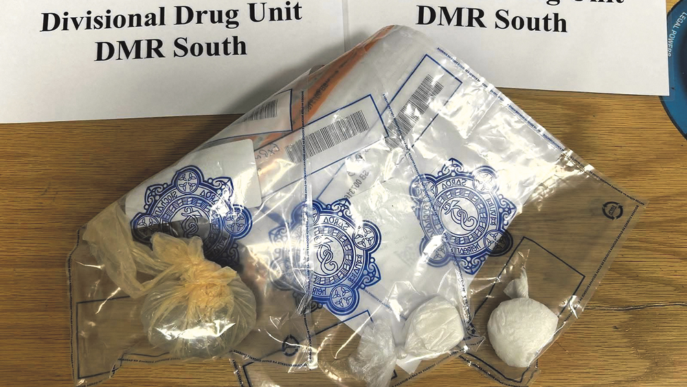 Man stopped by gardai at Luas stop and seize drugs