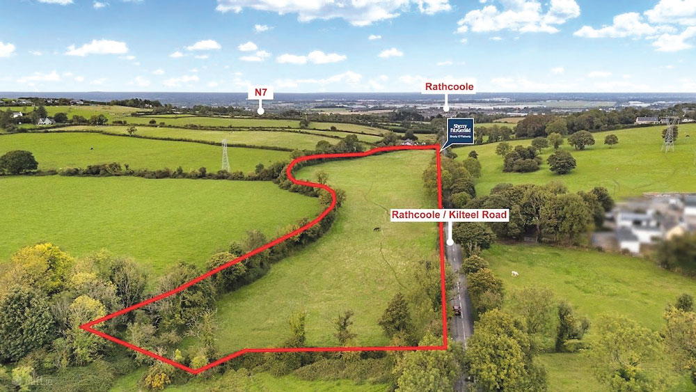 9.5 acre with excellent accessibility goes on market with a price of €500k 9.5 acre with excellent accessibility goes on market with a price of €500k